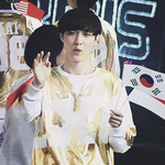 [EXO] 레이 vs 핸드<b>na</b>은 누가더이쁘냐