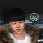 [EXO] 헐 얘는 미자인데 <b>수염</b>자국