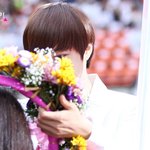 [EXO] <b>이사진</b> 종인이너무예뻐