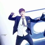 [EXO] 이게 <b>실제</b> 다리길이야???