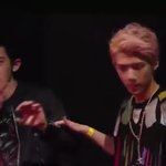 [EXO] ?<b>로얄</b> 이게왜