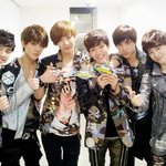 [EXO] 얘들아 니네 예뻐?