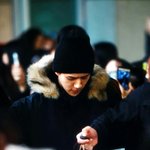 [EXO] <b>앞머리</b> 넘기고 비니 쓴거일수도 있자나ㅏ