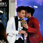 [EXO] 이거 <b>big</b>스 타오한테 뭐 주는거임?