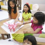 정웅인 딸 정소윤, 특별 생일파티..<b>정다윤</b> 케이크 먹방 ‘귀요미’ 