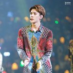 [EXO] 코디한테 물어보고싶다 이옷언제까지<b>입힘</b>