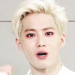 [EXO] 준며니 <b>여</b><b>쿨</b>이라 은발 잘 받을것같은데