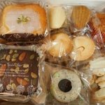 [추억파리여] 우주 여신 베이커리에 등장한 호갱님들