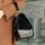 [조언부탁좀] <b>이</b> 가방 브랜드 좀 <b>알</b> 수 있을까요?