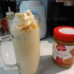 요즘유행 로<b>투스</b>잼으로 만든 로<b>투스</b> 프라푸치노!