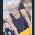 [EXO] 오세훈 <b>이런</b>머리하고 <b>이런옷</b>입고 컴백하면