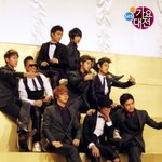 [EXO] 약국 스<b>엠돌</b> 기럭지 차이