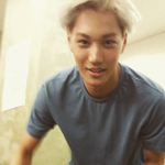 [카이] 바지입고있는 <b>종인</b>아 생일축하해