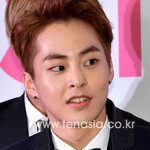 [시우민] 시우민 어제텐아시아 기사<b>사진</b> 봤어? ㅋㅋ