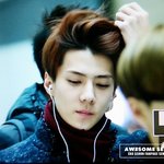 [EXO] 솟이 데뷔 할<b>때</b> <b>얼굴</b>못봄?ㅋㅋ