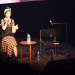 [아이유] 입덕영상) 팬들한테 쓴 편지 (눈물주의)