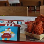 [치킨먹방] <b>kfc</b>불치킨 먹방찍고 <b>kfc</b>모모트도 사가지고 왔어욥