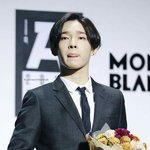 근데 남태 은근 다리 겁나 길어