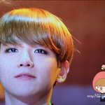 [백현] 덕심을 <b>주체</b>할 수 없다. 백현이미모