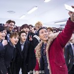 [EXO] 빨리 이 사진풀어줘!! 유쿠<b>양반</b>아!!!