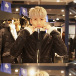 [EXO] 오세훈과 쇼핑<b>jpg</b>