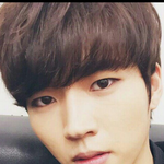 [댓글부탁] 다들 콧끝만져봐