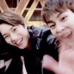 [EXO] 종대랑 영상통화하는 김형<b>제즈</b>