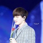 [EXO] 아씨갑자기생각하니까 <b>전율</b>일어남