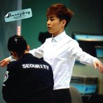 [시우민] <b>공항</b>씨큐언냐가 부럽사와요.ㅠㅠ(시우민)