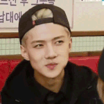 [EXO] 야 165도 <b>굽</b>있는거신고가야되