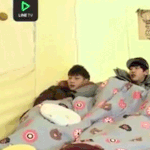 [EXO] 라인에서 찬열이가 타<b>오발</b> 토닥거리는거