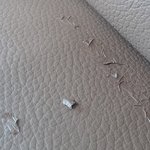 [도와주세요] 200만원짜리 통가죽 <b>쇼파</b>가 아무런 일 없이 녹을 수도...