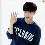 [EXO] 무대에 서있는데 관객석이 전부 <b>열광</b>해줌