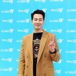 팬들 보는 눈에서 꿀떨어지는 조인성