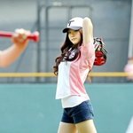 손나은<b>몸매별</b>로지않음?
