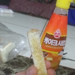 [EXO] 아까 <b>식빵</b> 쪼가리 어떻게 먹을꺼 하던앤데