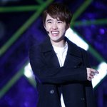 [EXO] 진짜 <b>입술</b> 하트긴 하구나