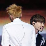 [EXO] 넘어진 타오 <b>안아</b>주는 형