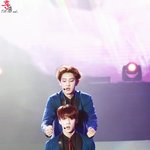 [EXO] <b>이시간</b>에다이어트다짐존나하는데