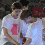 [EXO] 팔도<b>비빔면</b>한개끓이고 만두먹을껀데