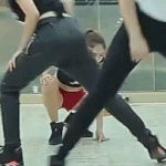 표정 관리 쩌는 소나무 <b>나현</b>