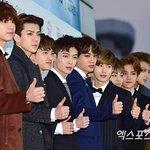[EXO] 아까 너네 소.진 <b>치마</b>봄?