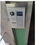 [추억파리여] 어느 아파트 <b>입구</b>의 발판