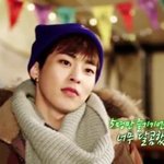 [EXO] 시우민 아련한데 미모<b>폭발</b>