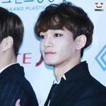 [EXO] 남자가눈<b>화장</b>하는거존나별로임