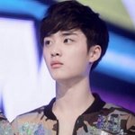 [EXO] 야근데 ㄹㅇ경수 마마때 <b>턱</b><b>선</b>쩐다