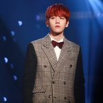 [EXO] ㅅㄷ) 지금 <b>염색</b> 12기 백현 색 어떰??