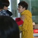 [EXO] 그럼너세상은뒤에날개달고오냐?