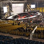 [EXO] 야 가온 42<b>구역</b> 무대 보일까?
