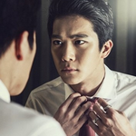 <b>뒷태</b>마저 감동적인 하석진 근육질 몸매 ㄷㄷ